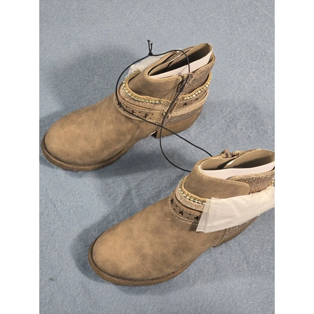 NEW! Pop Big Kid Girls Wendy Block Heel Brown Booties SZ 11M, New In Box! R$70